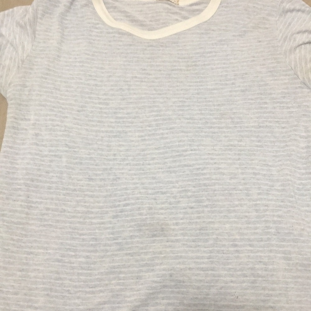 Tee crop.  blue and white.